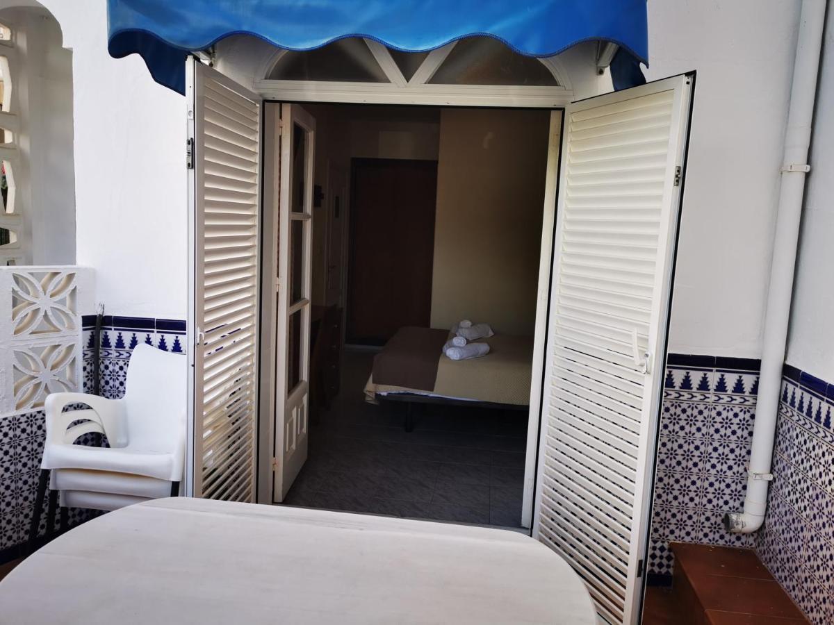 Hostal Marazul Nerja Exterior photo